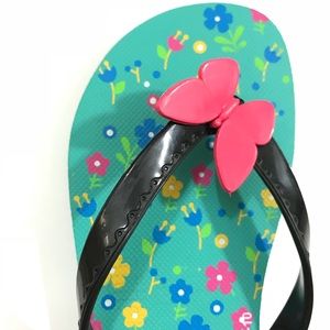 Butterfly 🦋 Flower Print Sea Green Flip Flops